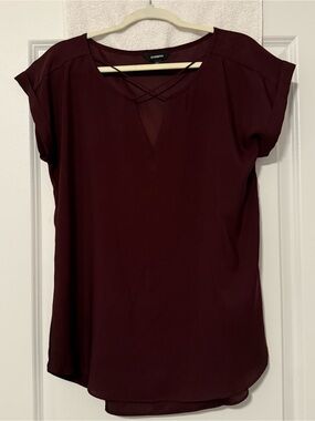 Express Women's Burgundy Short Sleeve Crisscross V-Neck Blouse